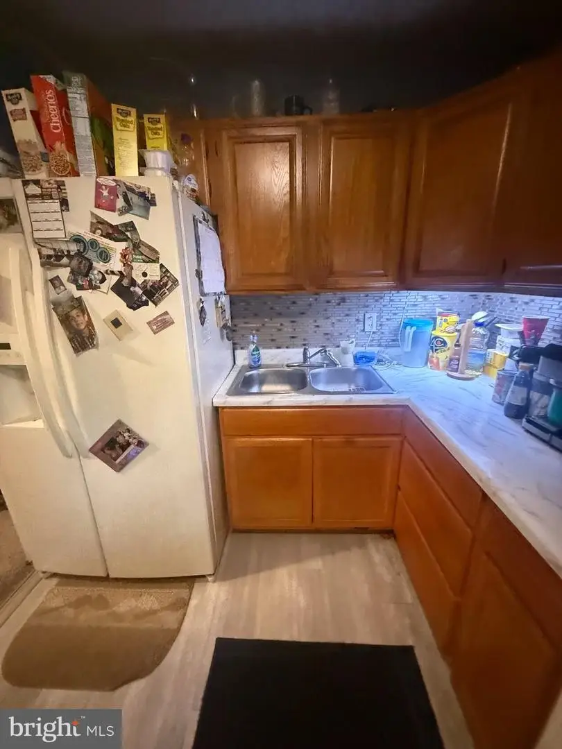 424 Saint Mary St, Burlington, NJ 08016 - #3