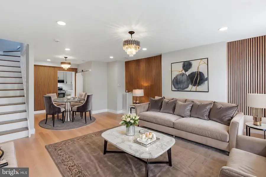 26 W 2nd St, Florence, NJ 08518 - #2