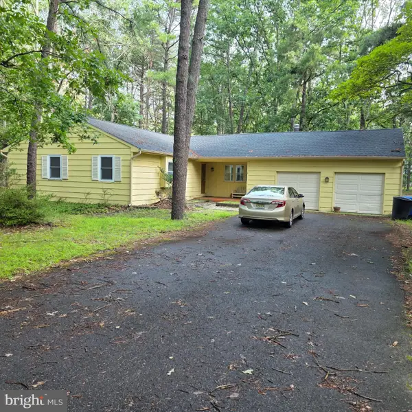 6 Silver Cloud Cir, MEDFORD, NJ 08055