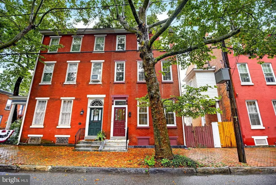 206 E Union St, Burlington, NJ 08016 - #2