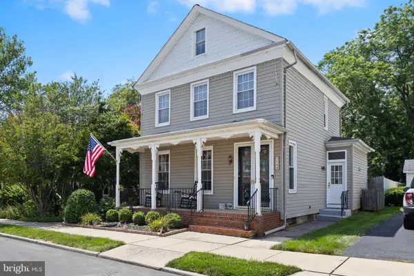 145 Atlantic Ave, COLUMBUS, NJ 08022