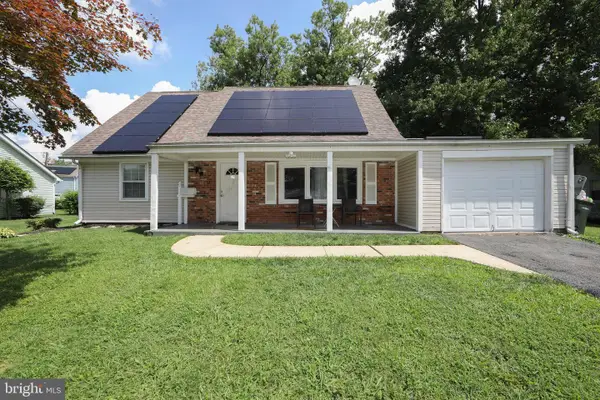 19 Enter Turn, WILLINGBORO, NJ 08046