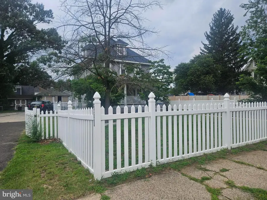 560 S Fairview St, Riverside, NJ 08075 - #2