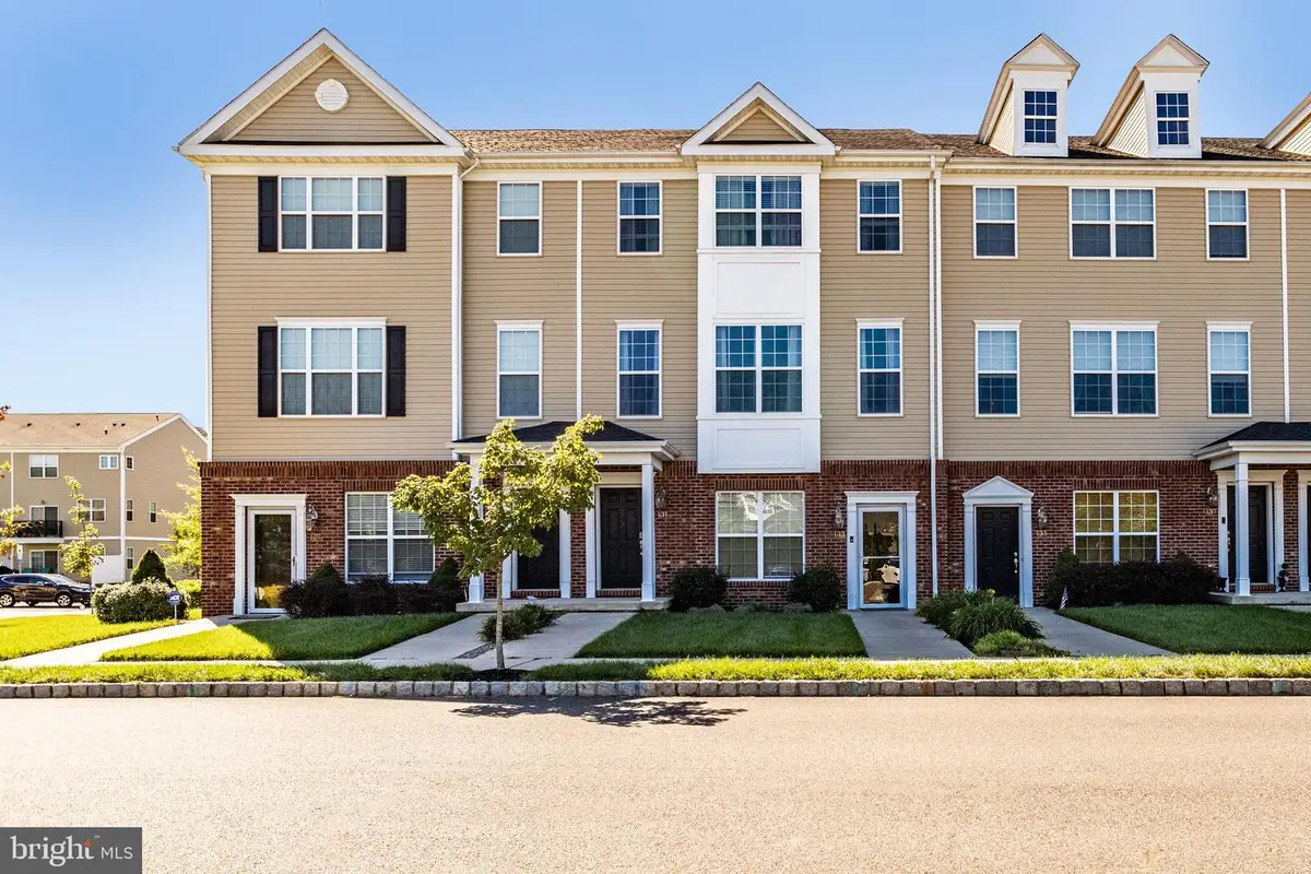 131 Riverwalk Blvd, Burlington, NJ 08016 - #1