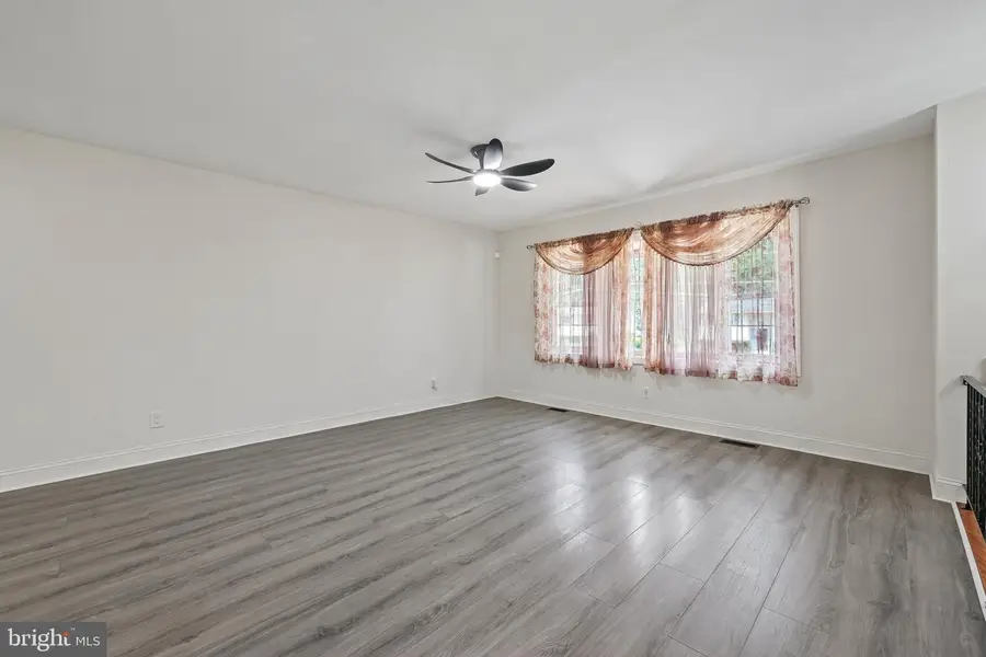254 Mill St, Mount Holly, NJ 08060 - #3