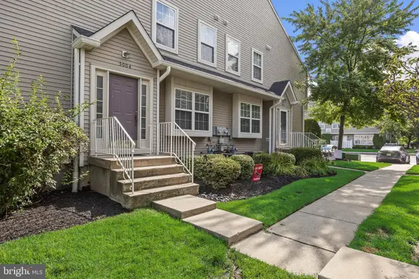 5004 Essex Ln, MOUNT LAUREL, NJ 08054