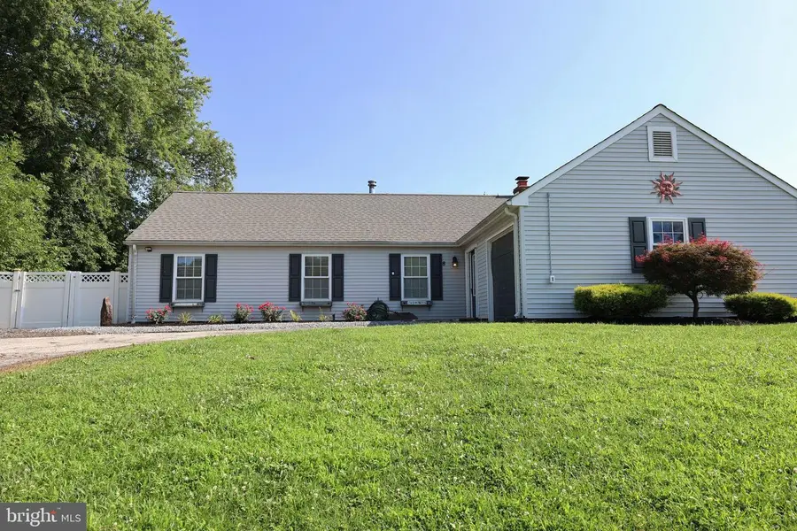 8 Holmes Ln, Marlton, NJ 08053 - #3