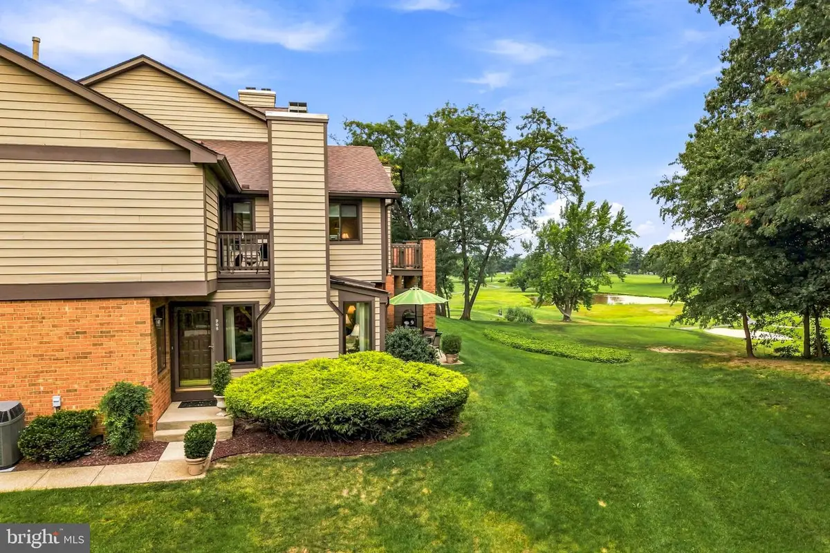 908 Augusta Cir, Mount Laurel, NJ 08054 - #1
