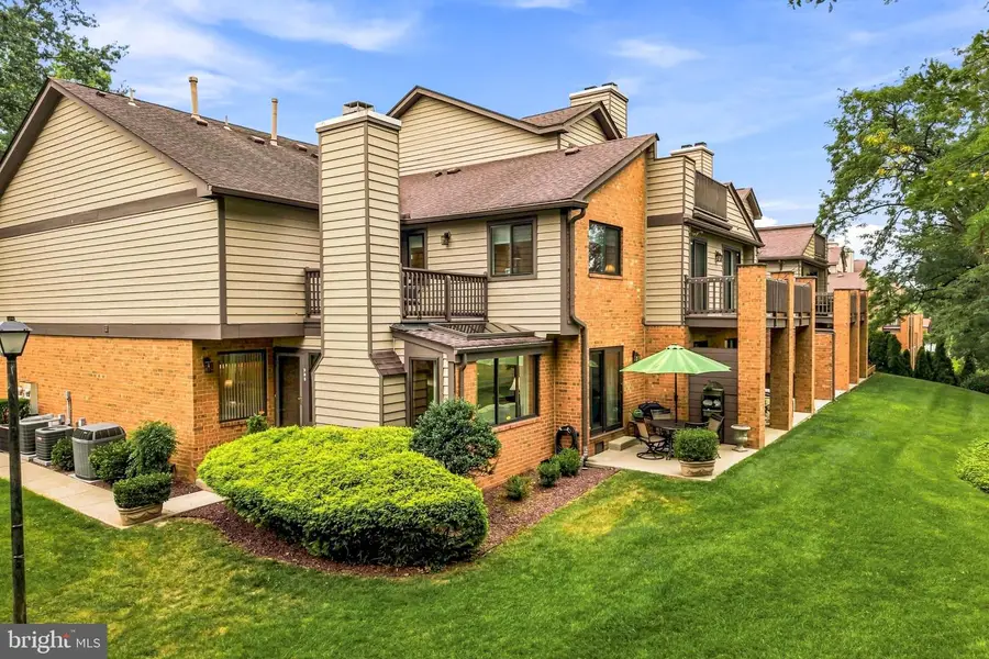 908 Augusta Cir, Mount Laurel, NJ 08054 - #2