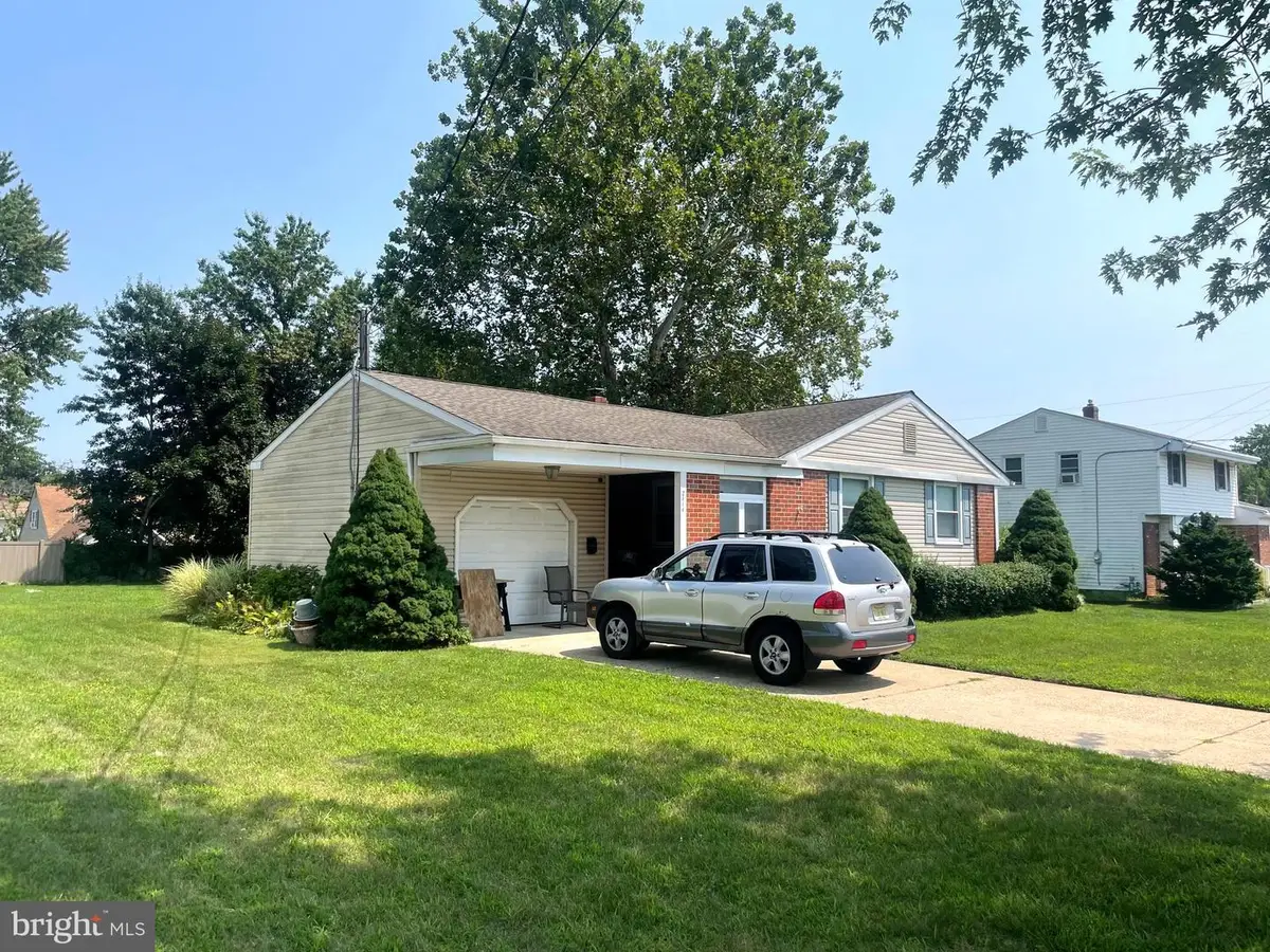 2414 New Albany Rd, Cinnaminson, NJ 08077 - #1