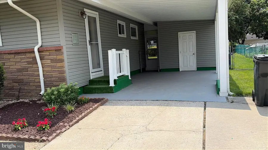 6 Laclede Dr, Burlington, NJ 08016 - #3