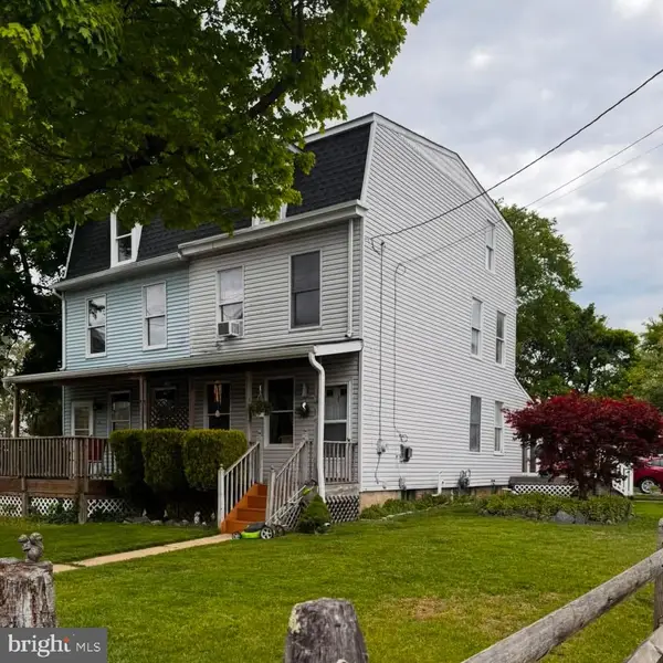 416 New York Ave, COLUMBUS, NJ 08022