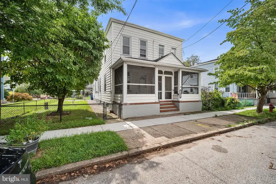 1012 W 4th St W, Florence, NJ 08518 - #2