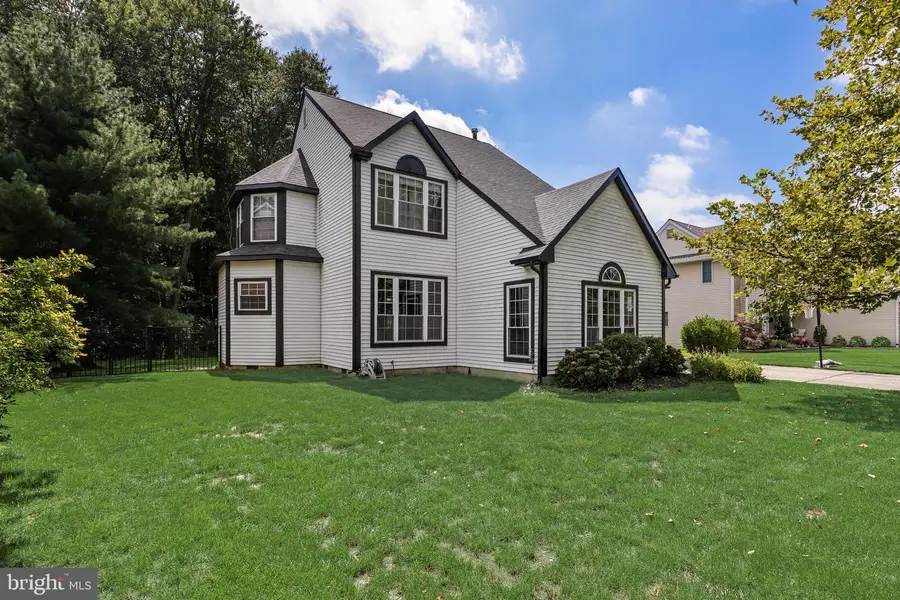 10 Edinburgh Ln, Mount Laurel, NJ 08054 - #3