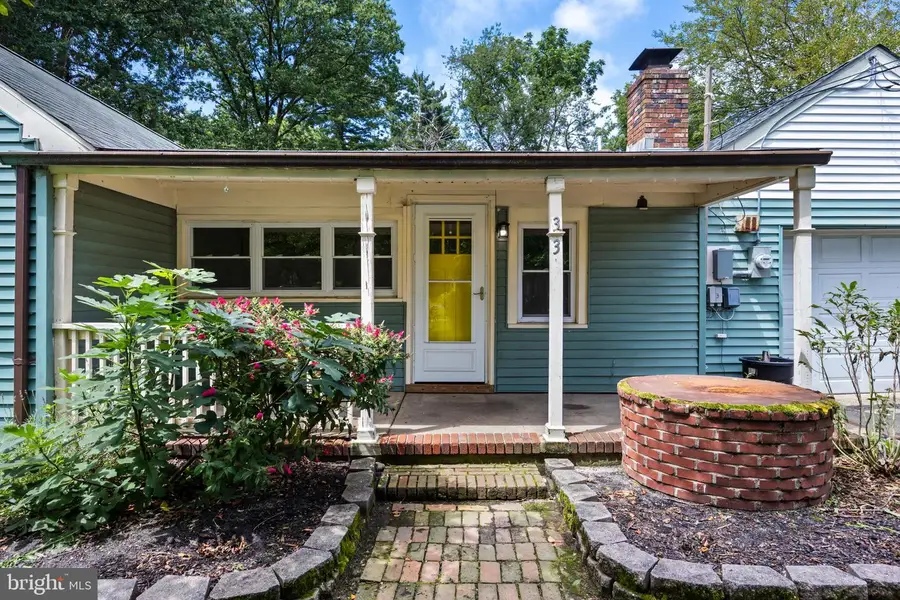 33 Oregon Ave, Mount Laurel, NJ 08054 - #3