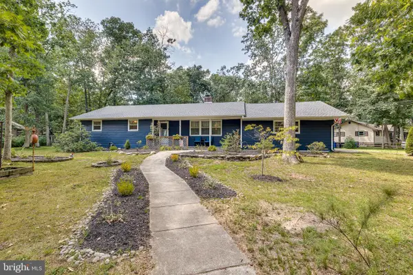 22 Conestoga Ln, MOUNT LAUREL, NJ 08054
