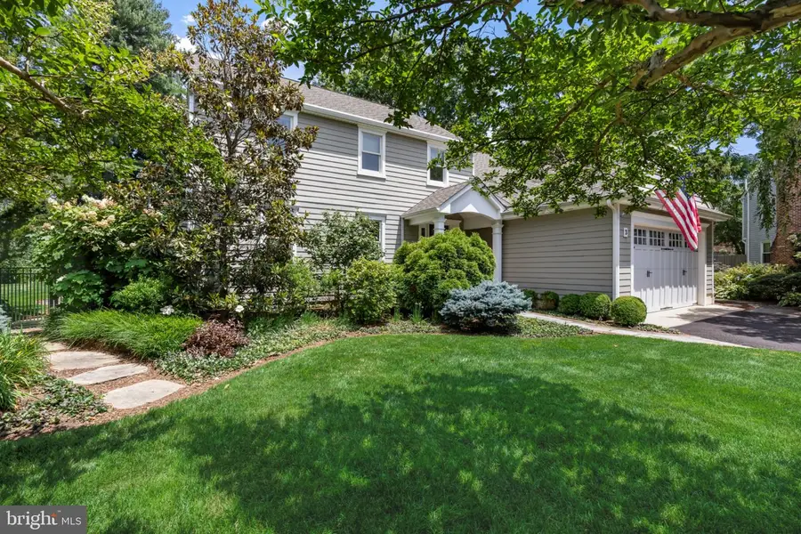 3 Circle Dr, Moorestown, NJ 08057 - #2
