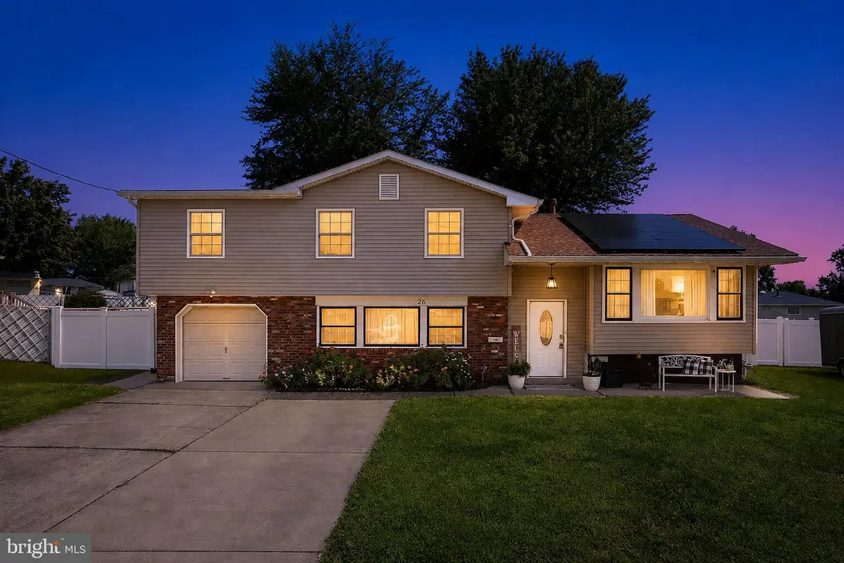 26 Holyoke Dr, Delran, NJ 08075 - #1