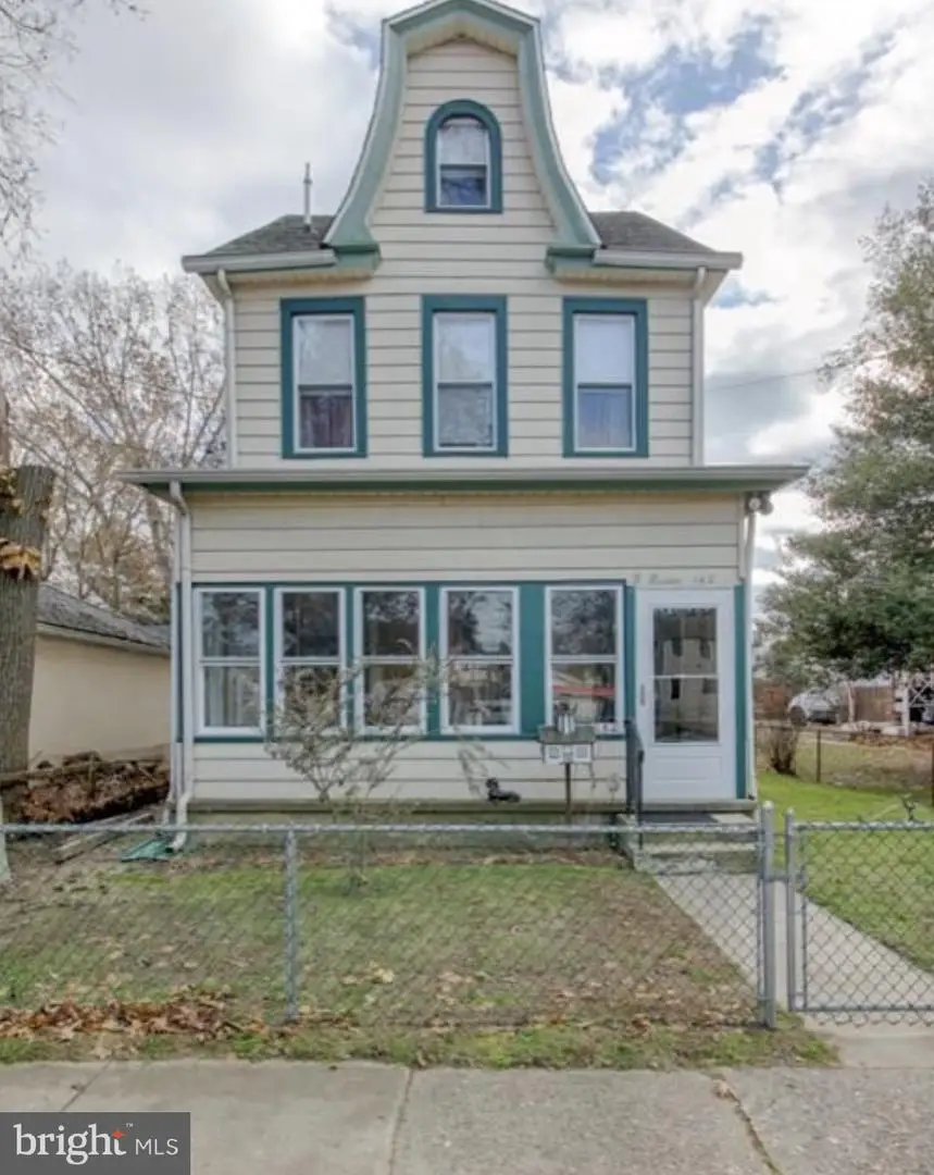 142 Church St, Beverly, NJ 08010 - #2