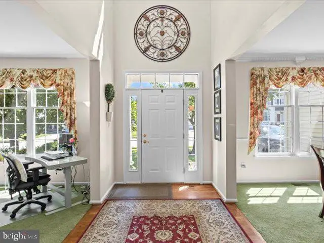 12 Whitford Dr, Burlington, NJ 08016 - #3