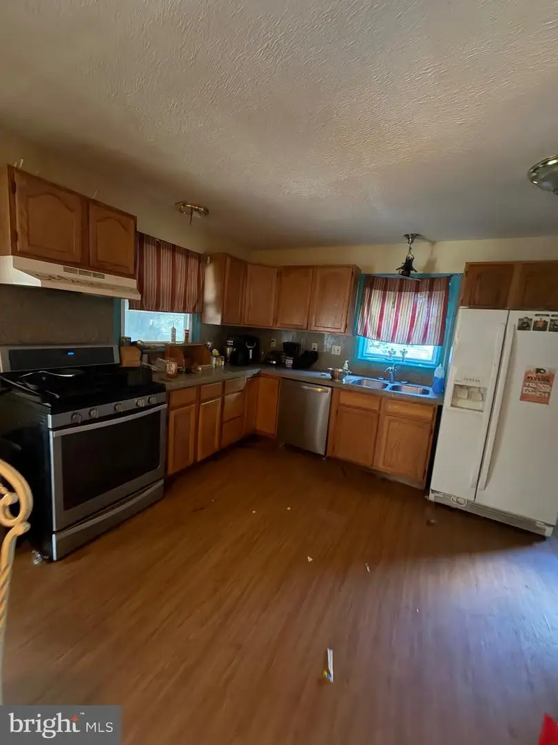 105 Fairfax Dr, Cinnaminson, NJ 08077 - #3