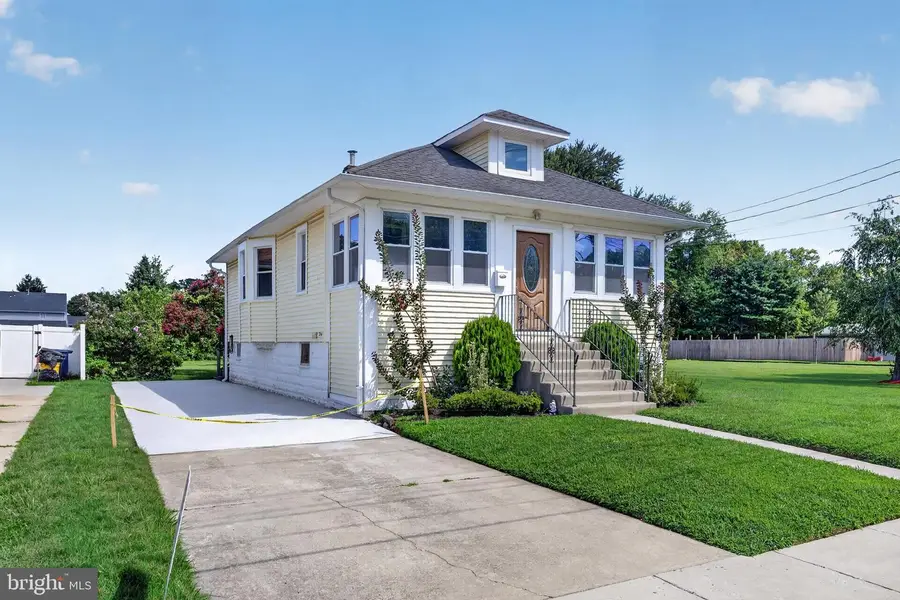57 W Gradwell Ave, Maple Shade, NJ 08052 - #2