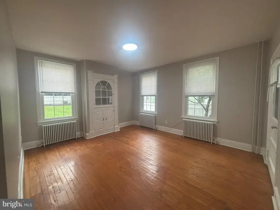 113 Pearl St, Mount Holly, NJ 08060 - #3