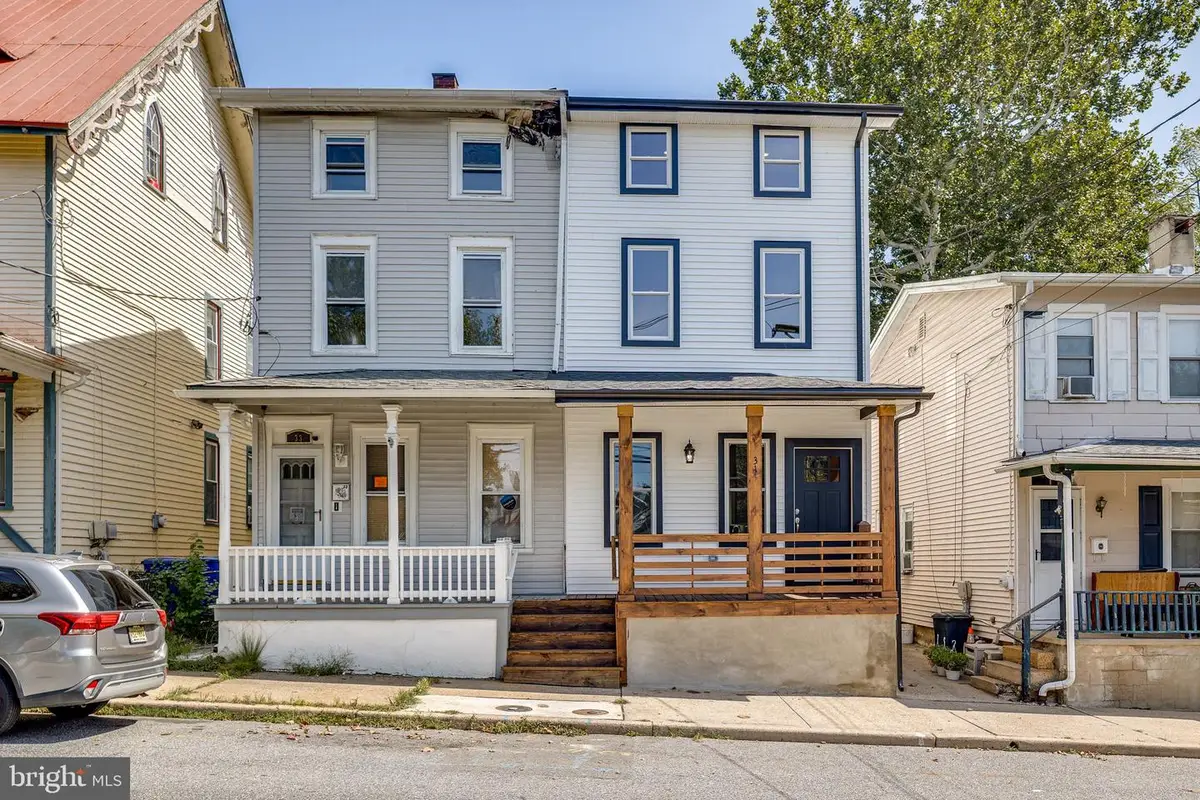 31 Buttonwood St, Mount Holly, NJ 08060 - #1
