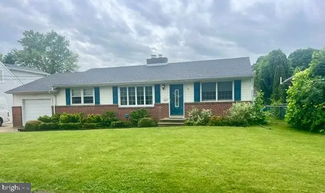 10 Spruce Ave, Bordentown, NJ 08505 - #1