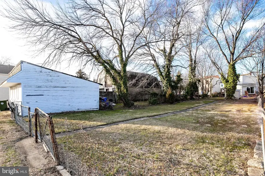707 Columbus Rd, Burlington, NJ 08016 - #2