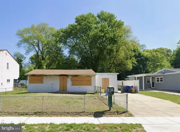 657 N Coles Ave, MAPLE SHADE, NJ 08052
