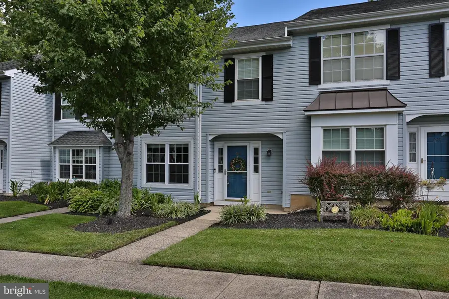 604 Lindsley Ct, Burlington, NJ 08016 - #2