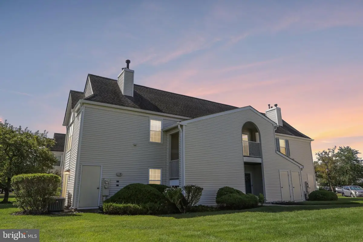 2302-b Toddsbury Ct, Mount Laurel, NJ 08054 - #1