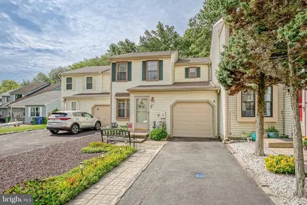 5 Partridge Ct, MARLTON, NJ 08053