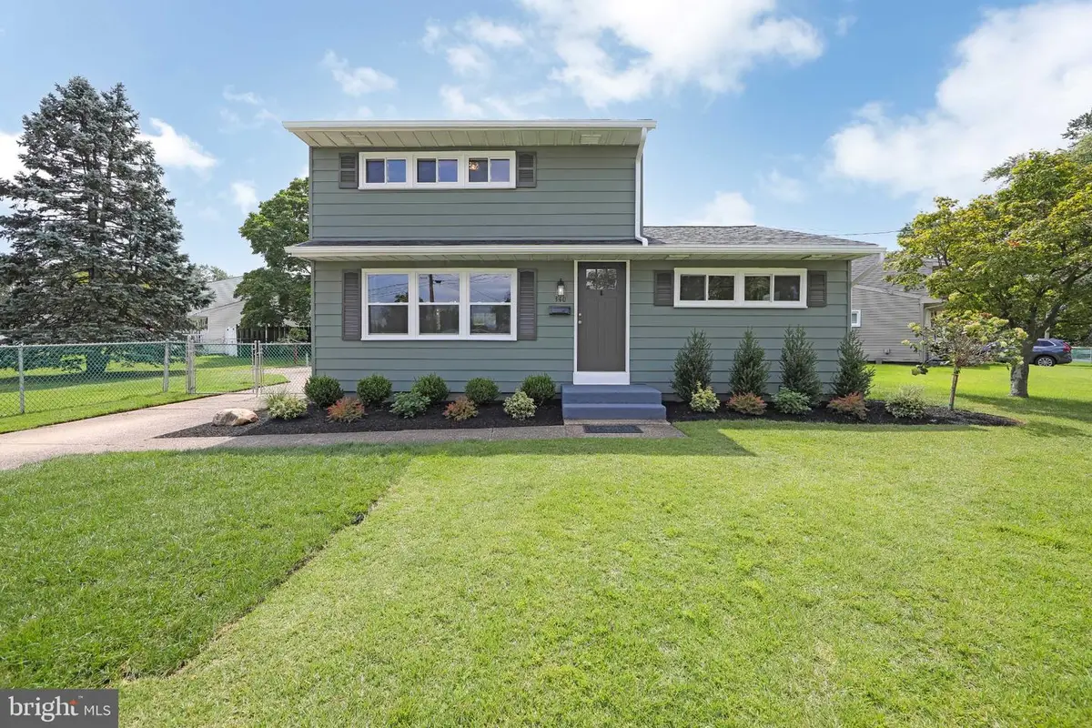 340 Collins Ln, Maple Shade, NJ 08052 - #1