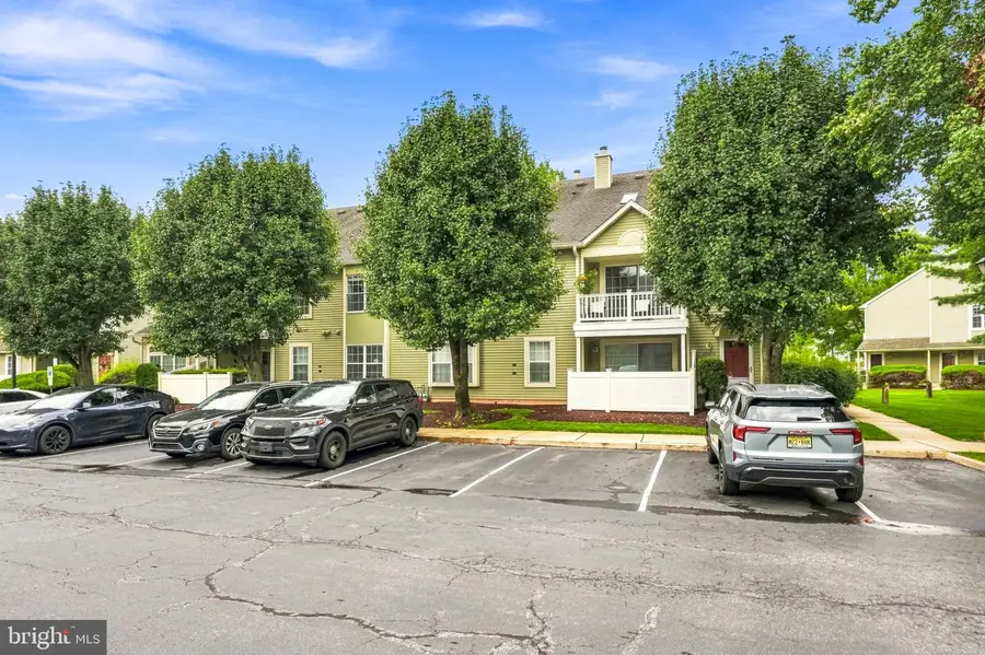 2202b Yarmouth Ln, Mount Laurel, NJ 08054 - #3