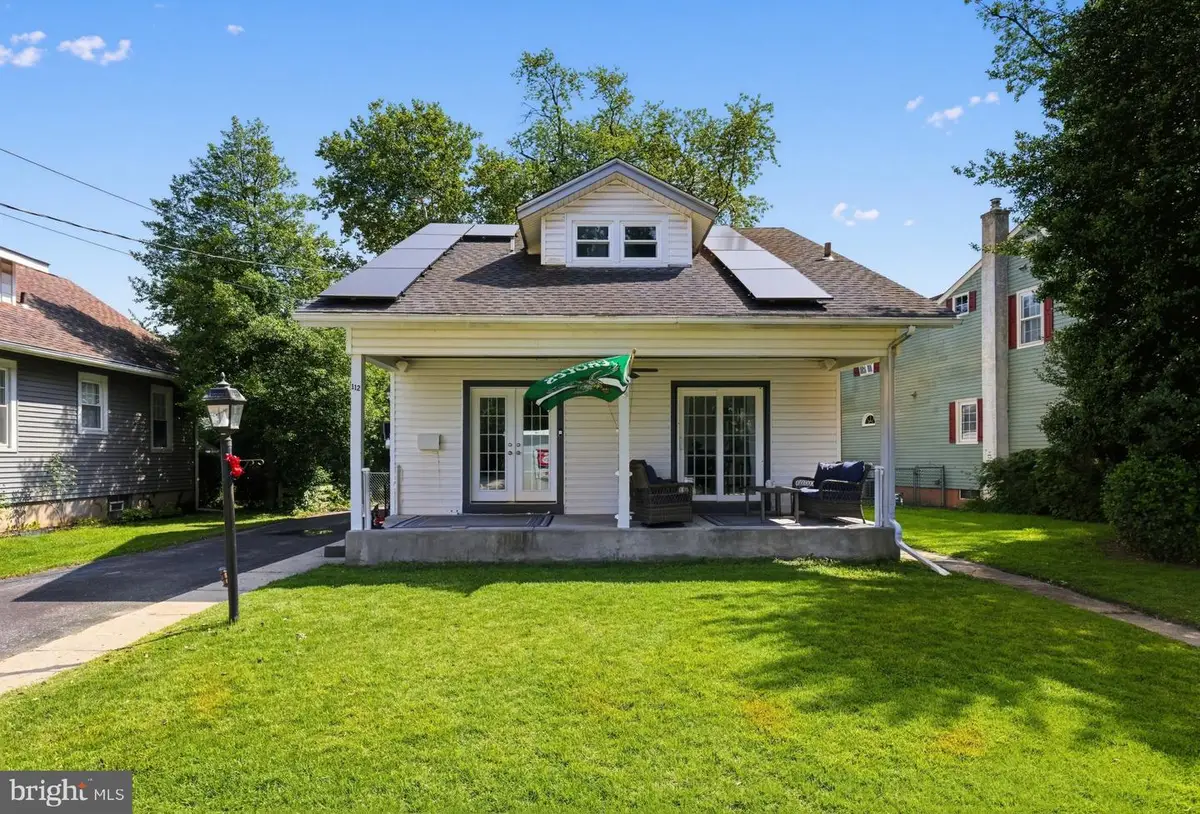 112 Pear Street, Palmyra, NJ 08065 - #1