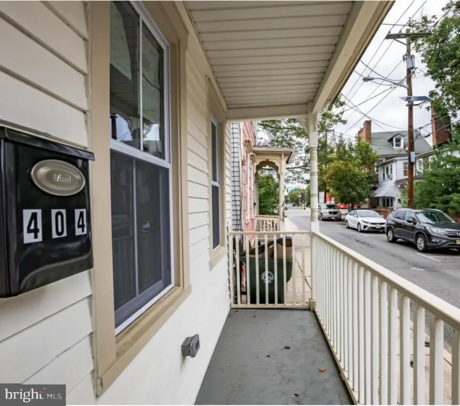 404 Lawrence St, Burlington, NJ 08016 - #2