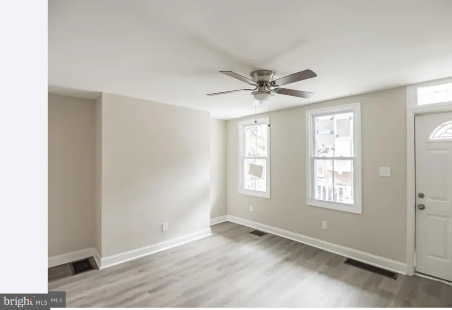 404 Lawrence St, Burlington, NJ 08016 - #3
