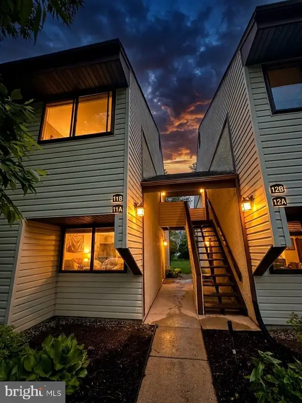 11-b E Daisy Ln #b, MOUNT LAUREL, NJ 08054