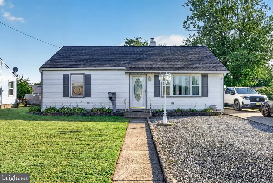 4 Pointville Rd, Pemberton, NJ 08068 - #2