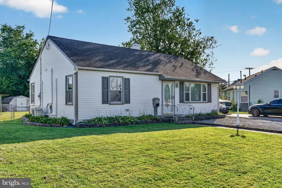 4 Pointville Rd, Pemberton, NJ 08068 - #3