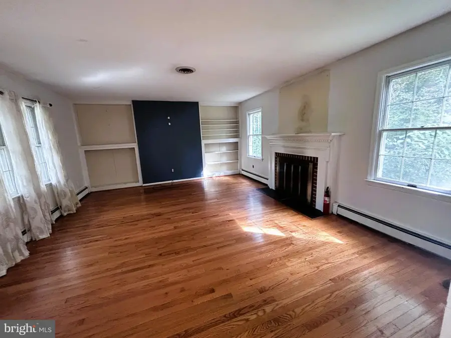6 E Delaware Trl, Medford, NJ 08055 - #2