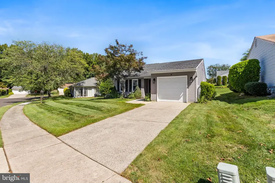 4 Tallwood Ct, Columbus, NJ 08022 - #2