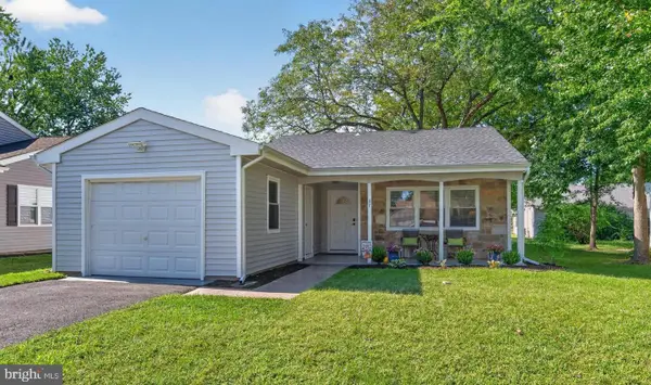 37 Chelsea Pl, SOUTHAMPTON, NJ 08088
