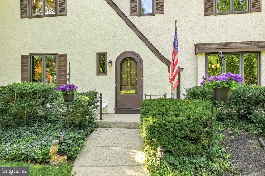 559 Sentinel Rd, Moorestown, NJ 08057 - #3