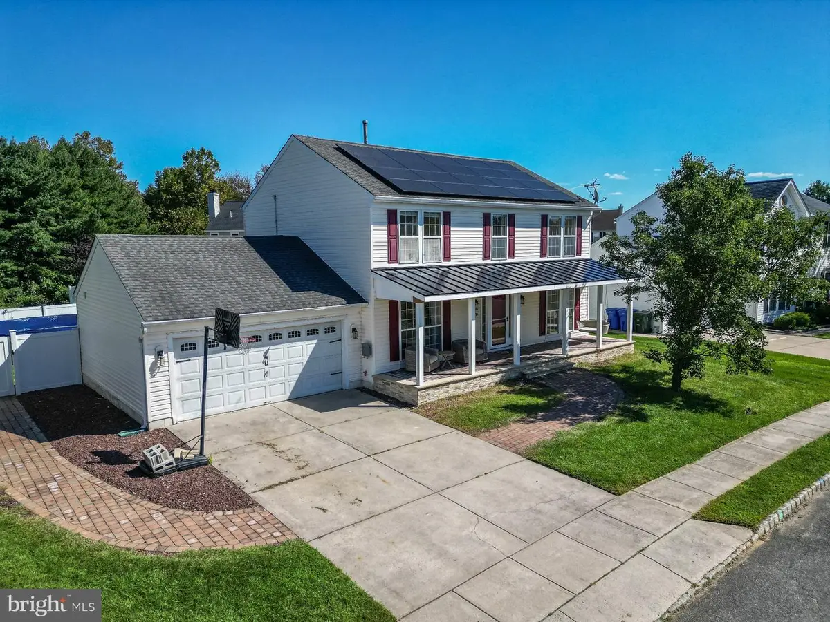 18 Canidae St, Burlington, NJ 08016 - #1