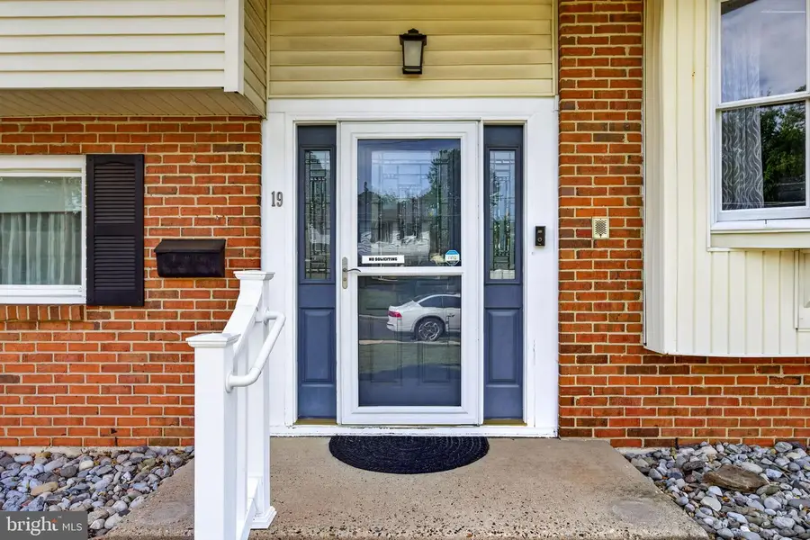 19 Charter Oak Ln, Marlton, NJ 08053 - #3