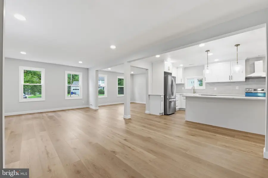 14 Saddle Dr, Mount Laurel, NJ 08054 - #3