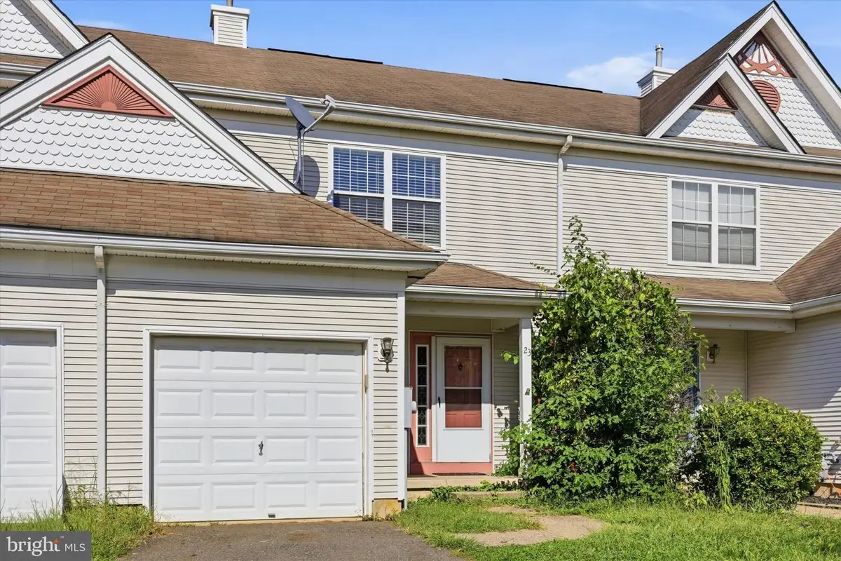 23 Tattersall Dr, Burlington, NJ 08016 - #1
